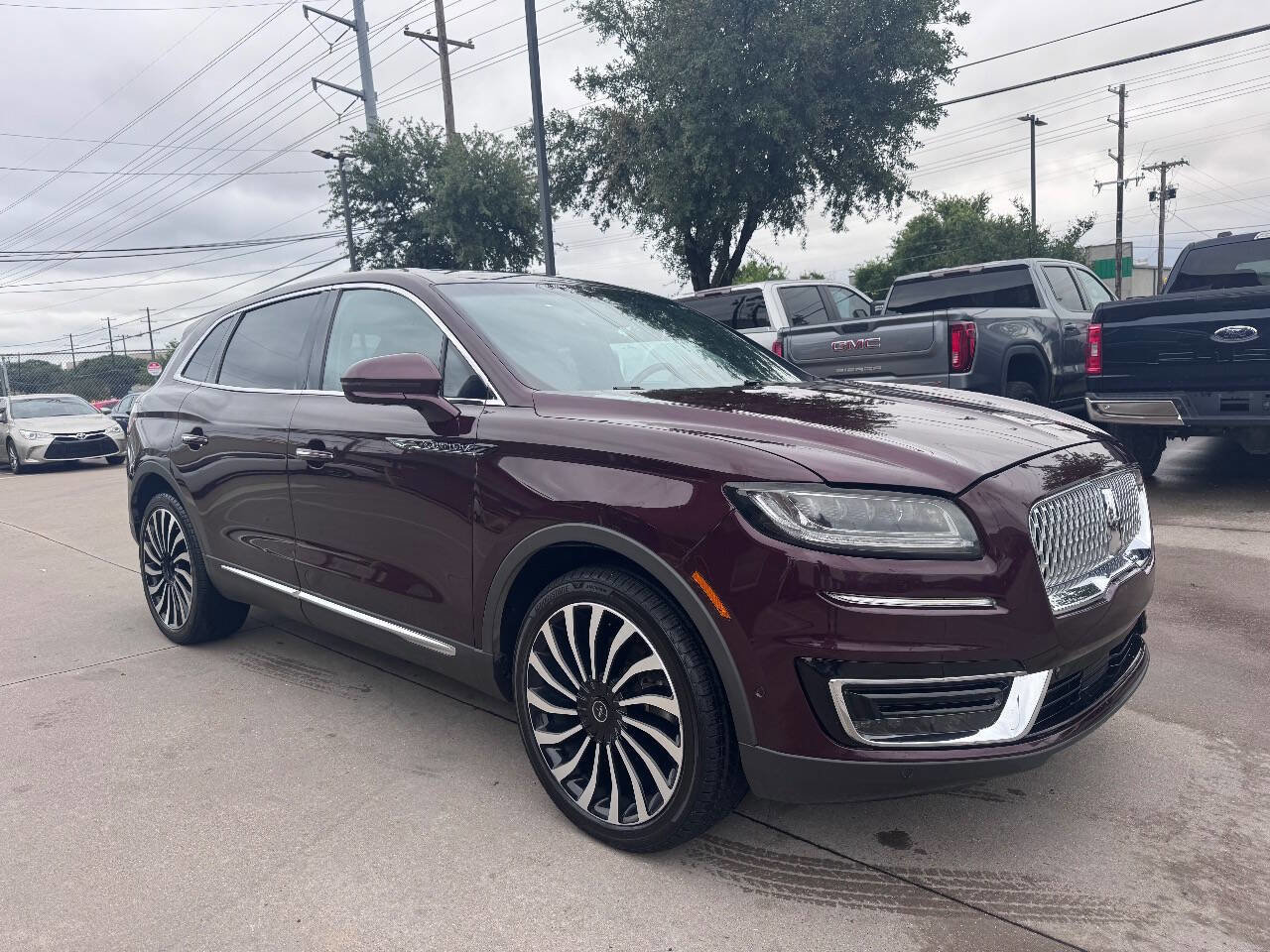 Used 2019 Lincoln Nautilus Black Label AWD/4WD image 3