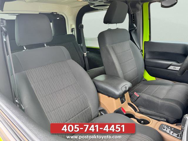 Used 2012 Jeep Wrangler Rubicon w/ PWR Convenience Group AWD/4WD image 22