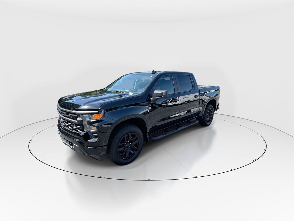 New 2026 Chevrolet Silverado 1500 Custom w/ LPO, Dark Essentials Package RWD image 4