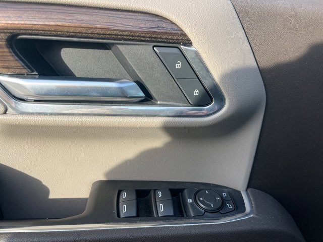 Used 2025 Chevrolet Silverado 1500 LT Trail Boss w/ Convenience Package II image 17