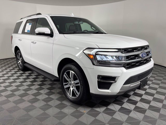 Used 2024 Ford Expedition Limited RWD image 3