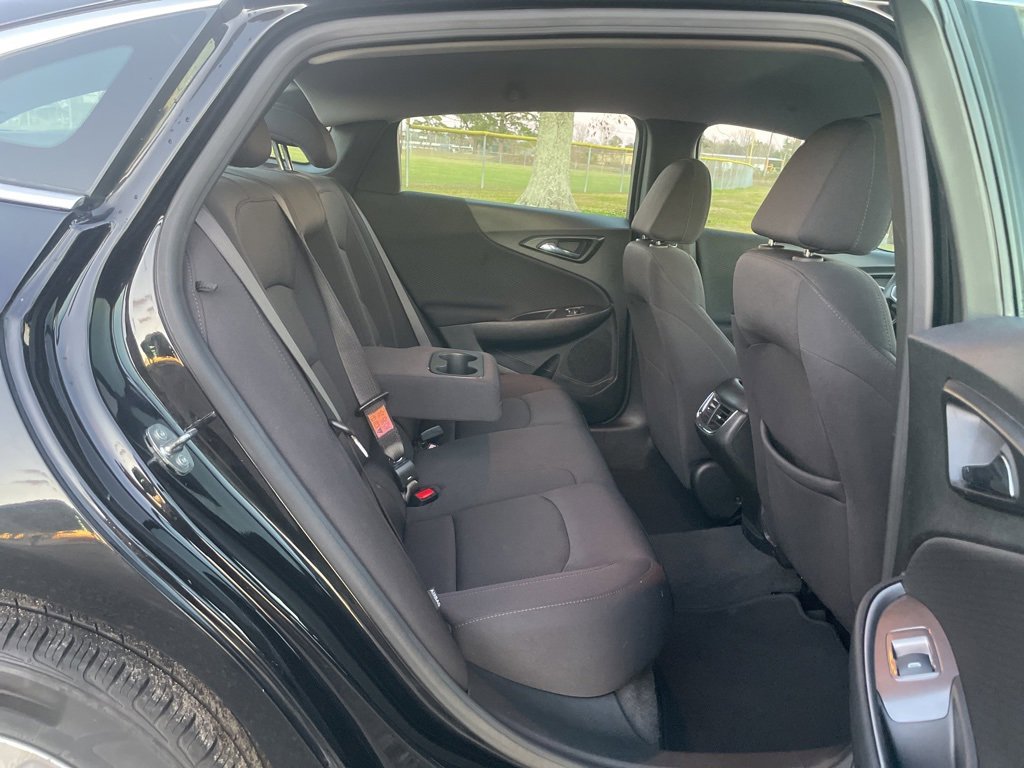 Used 2024 Chevrolet Malibu LT image 14