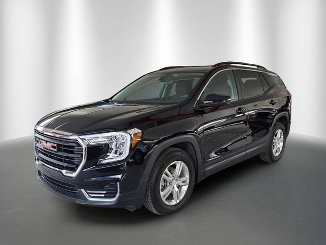 Used 2023 GMC Terrain SLE w/ Driver Convenience Package FWD image 2