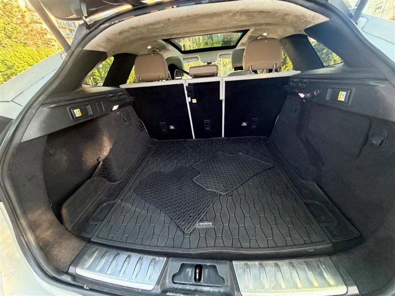 Used 2019 Jaguar F-PACE Prestige AWD/4WD image 23