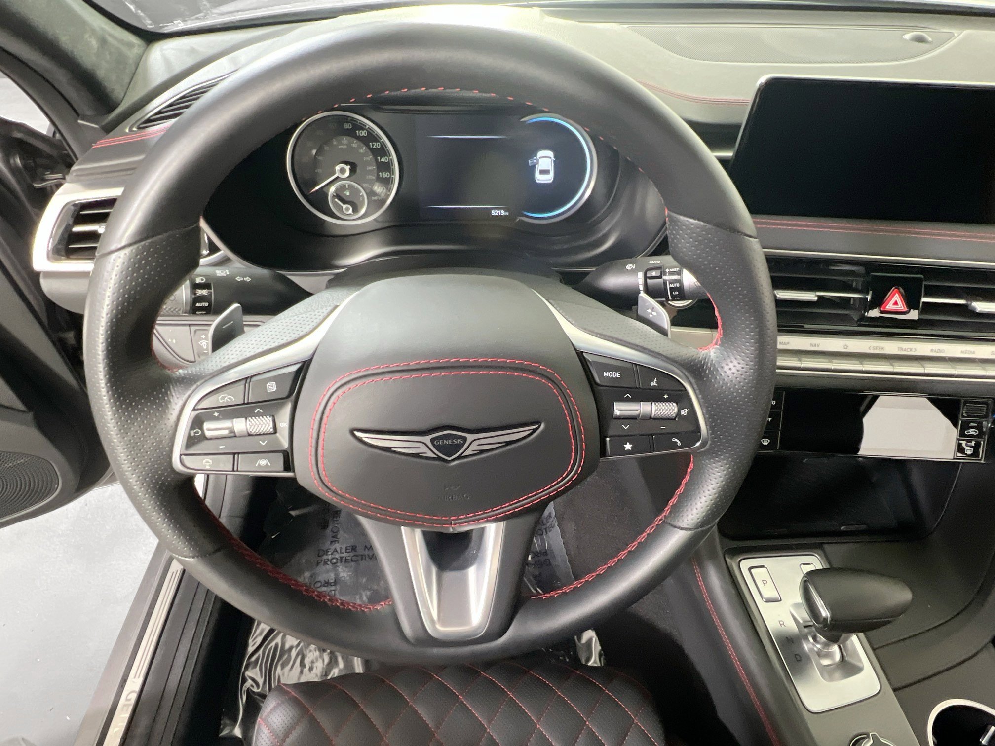 Used 2025 Genesis G70 3.3T Advanced w/ Sport Prestige Package image 11