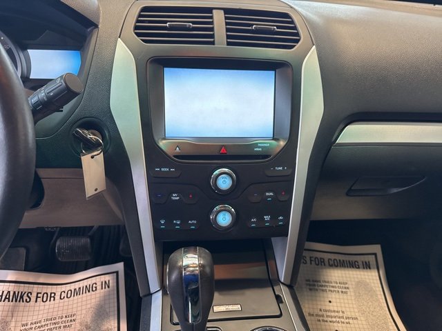 Used 2014 Ford Explorer XLT w/ Equipment Group 202A image 12