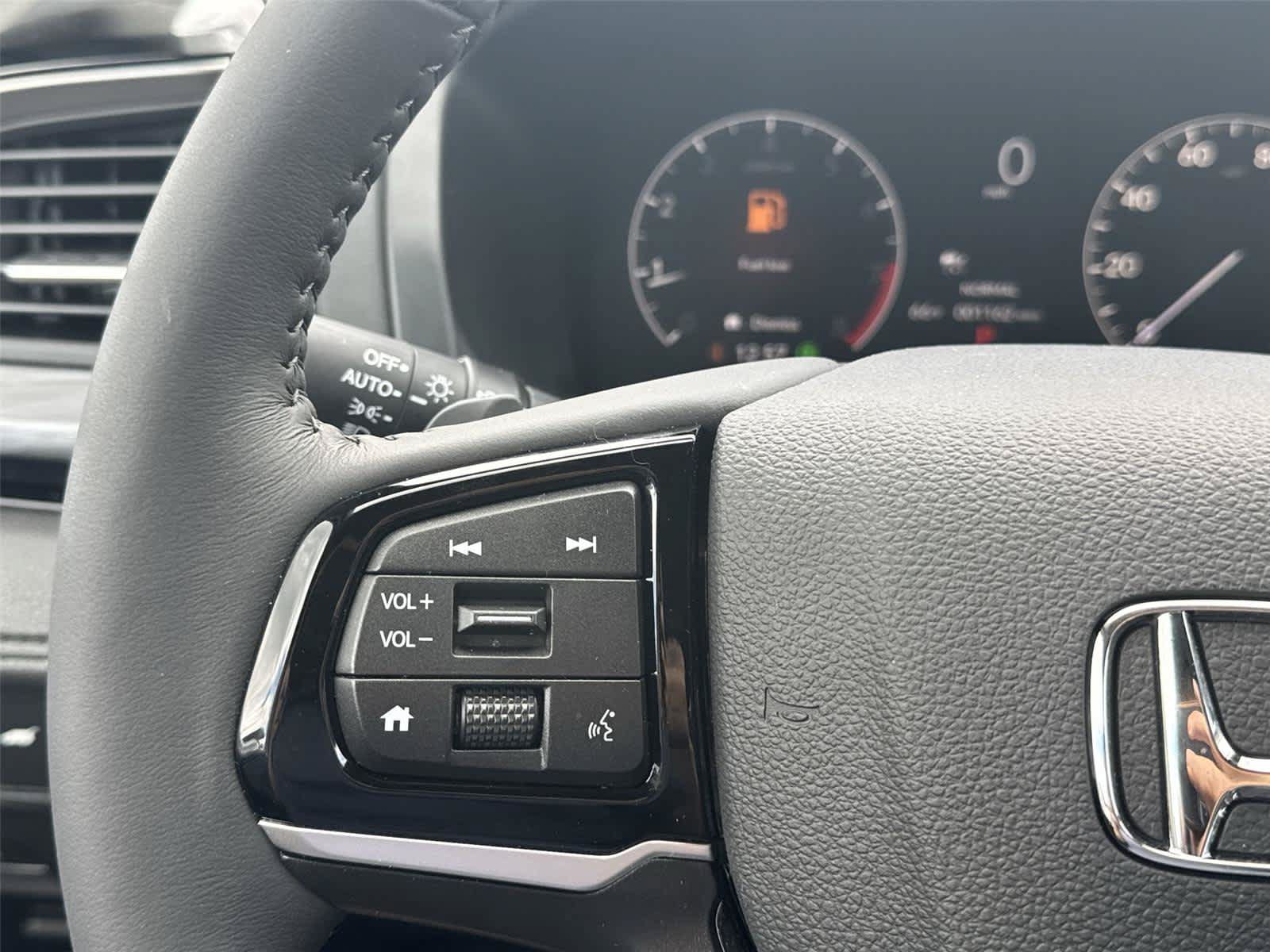 Used 2026 Honda Odyssey Elite image 19