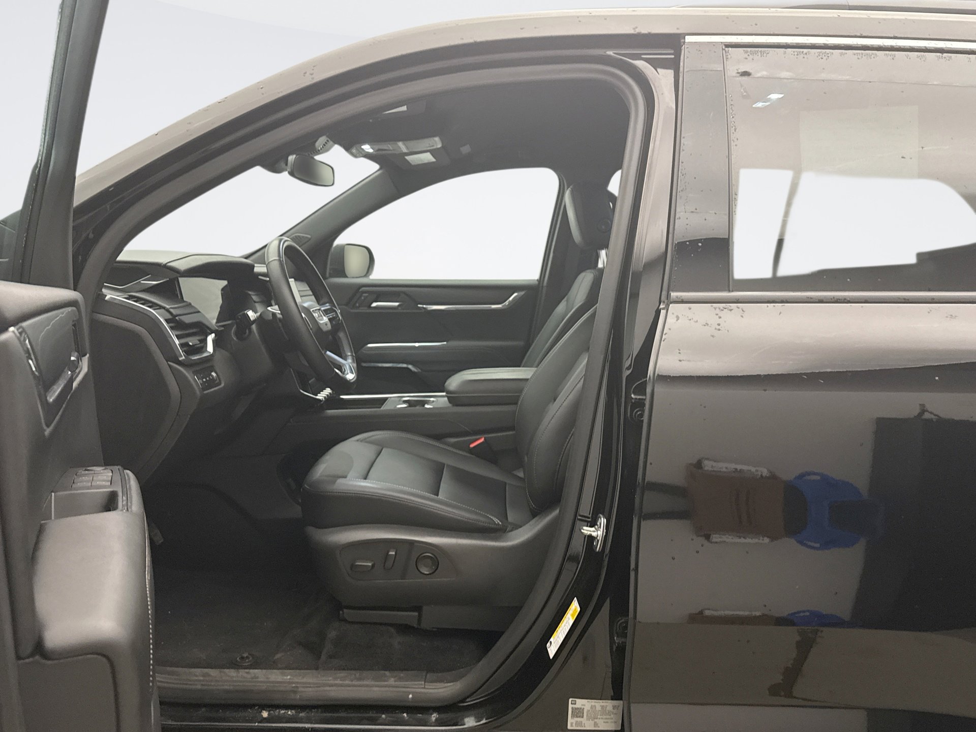 Used 2024 GMC Acadia Elevation image 8