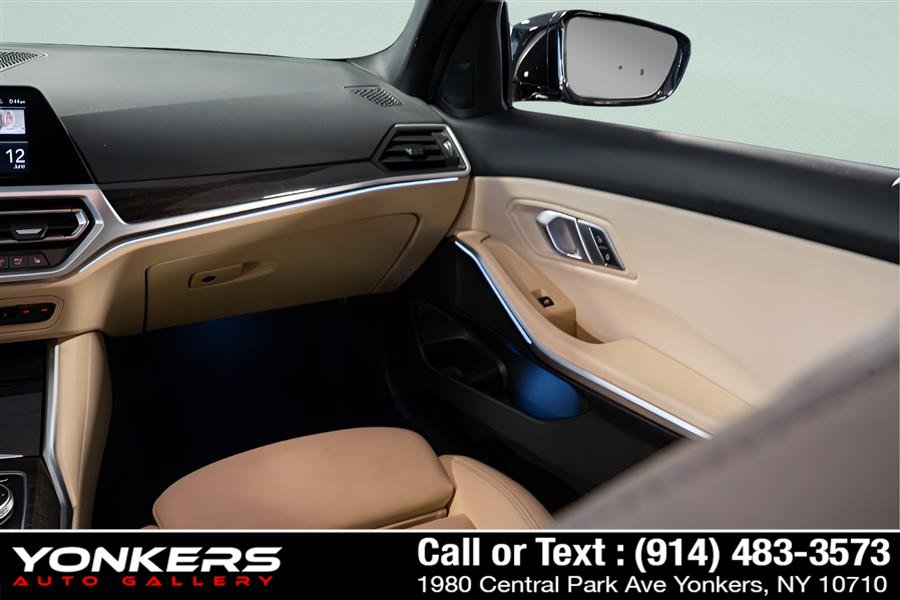 Used 2021 BMW 330e w/ Convenience Package RWD image 31