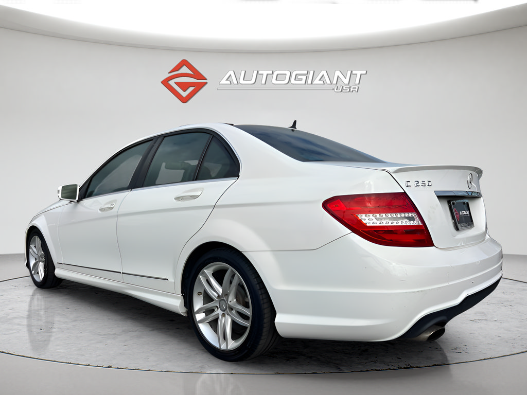 Used 2014 Mercedes-Benz C 250 Sedan image 4