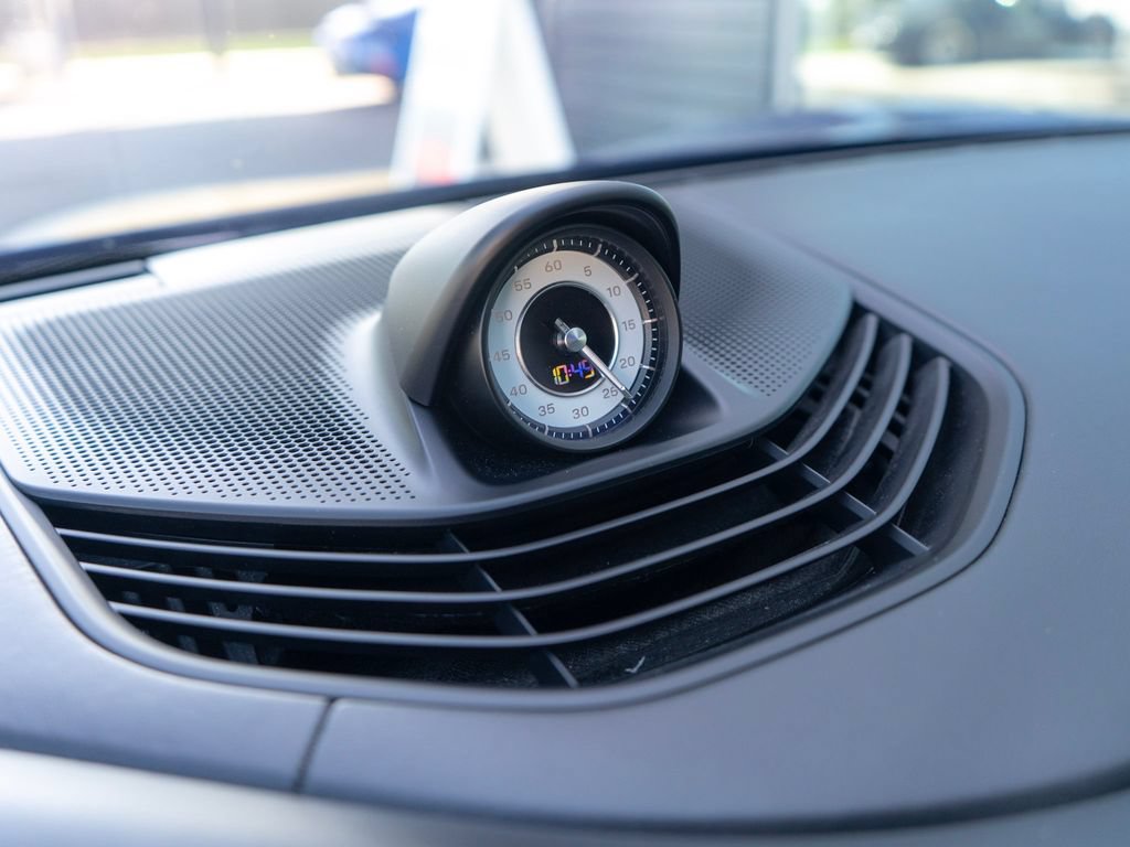 Used 2022 Porsche Taycan Turbo S AWD/4WD image 23