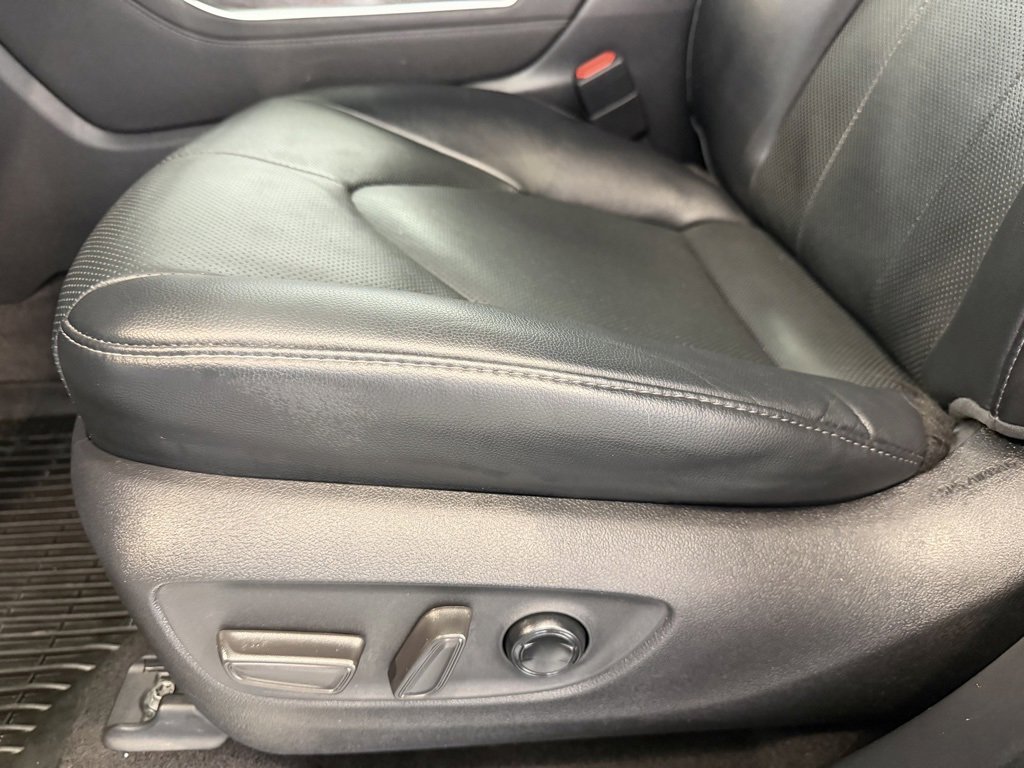 Used 2022 Toyota Highlander Limited image 10