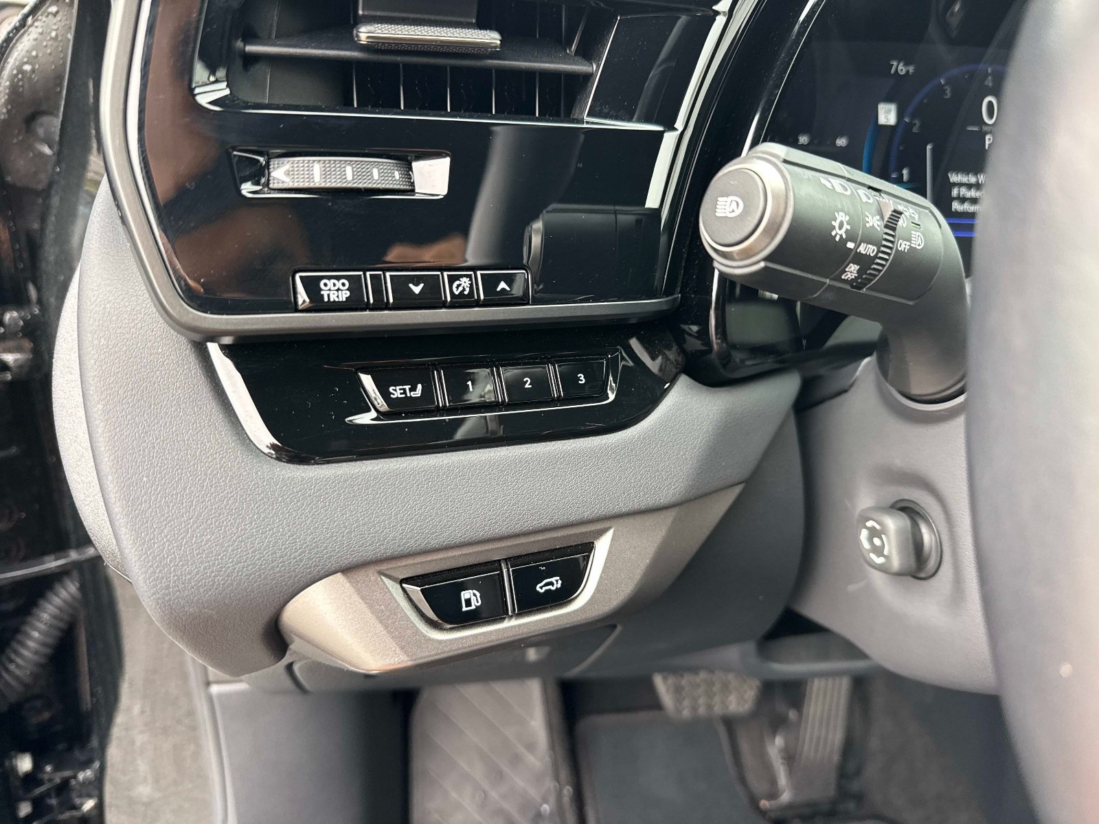 Certified 2025 Lexus RX 350 Premium w/ Accessory Package (Z1) FWD image 33