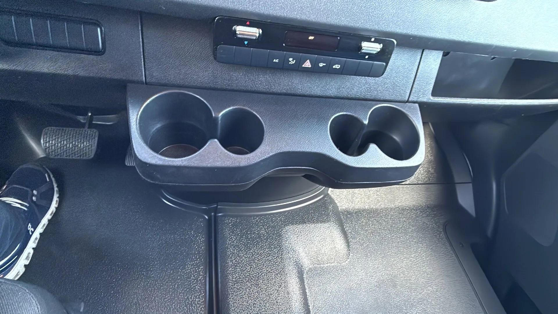 Used 2021 Mercedes-Benz Sprinter 1500 image 17