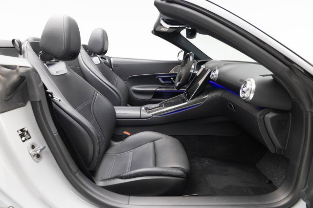 Used 2022 Mercedes-Benz SL 63 AMG 4MATIC image 34