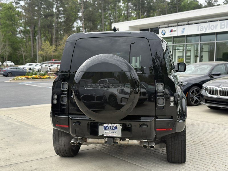 Used 2024 Land Rover Defender 110 V8 image 4