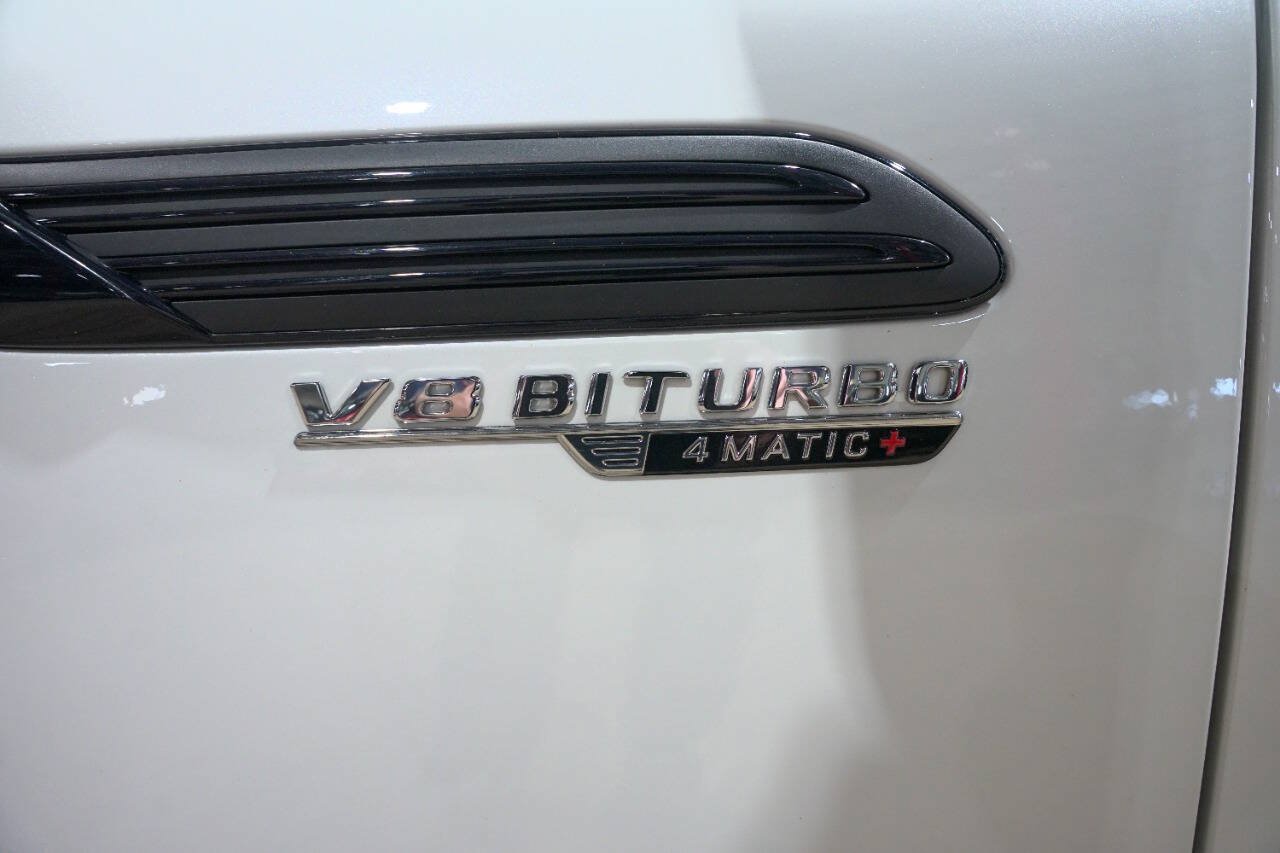 Used 2022 Mercedes-Benz SL 63 AMG 4MATIC image 35