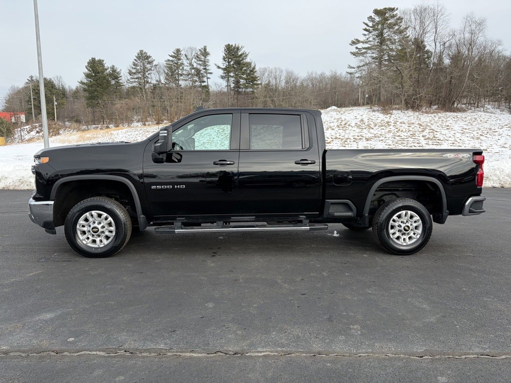 Used 2024 Chevrolet Silverado 2500 LT image 24