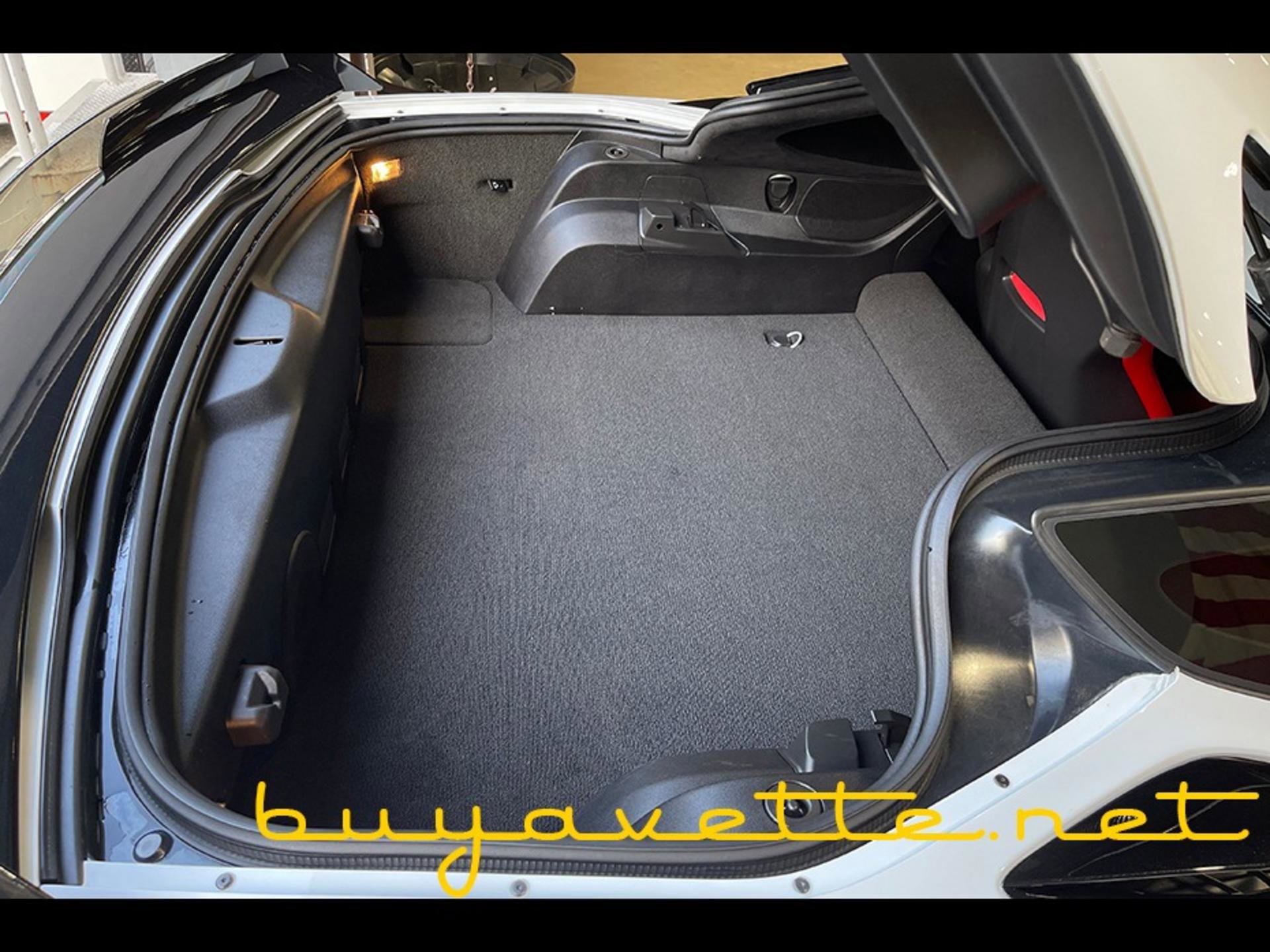 Used 2016 Chevrolet Corvette Z06 w/ 3LZ Preferred Equipment Group image 23