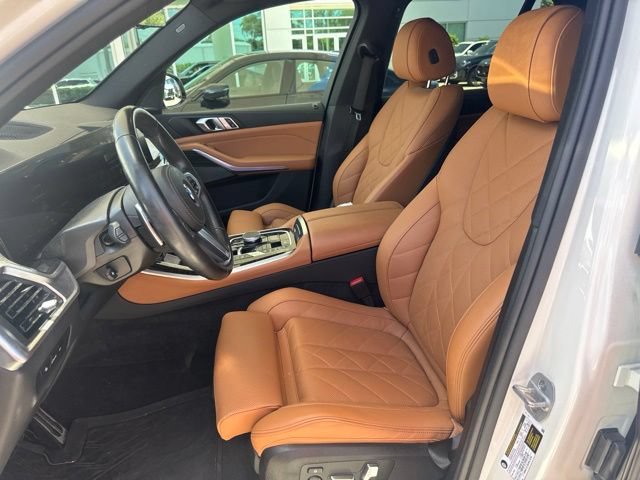 Certified 2025 BMW X5 sDrive40i w/ M Sport Package RWD image 16