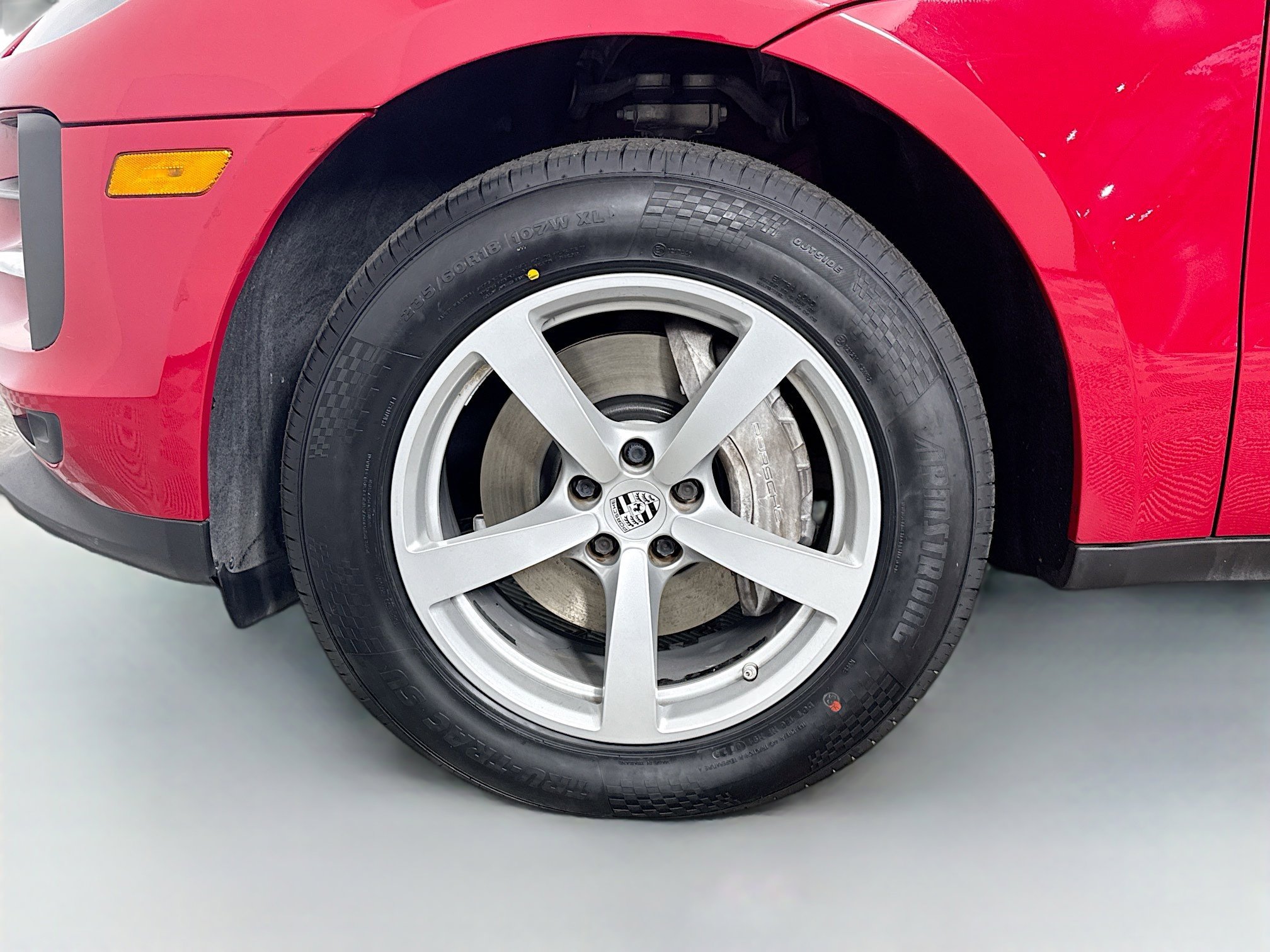 Used 2021 Porsche Macan image 36