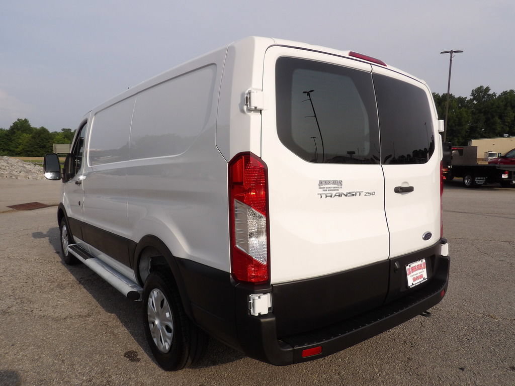 Used 2025 Ford Transit 250 Low Roof w/ Exterior Upgrade Package RWD image 5