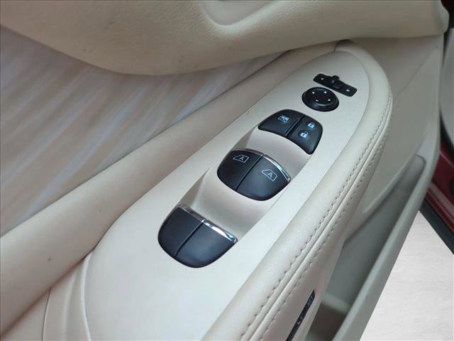 Used 2015 Nissan Murano SL image 12
