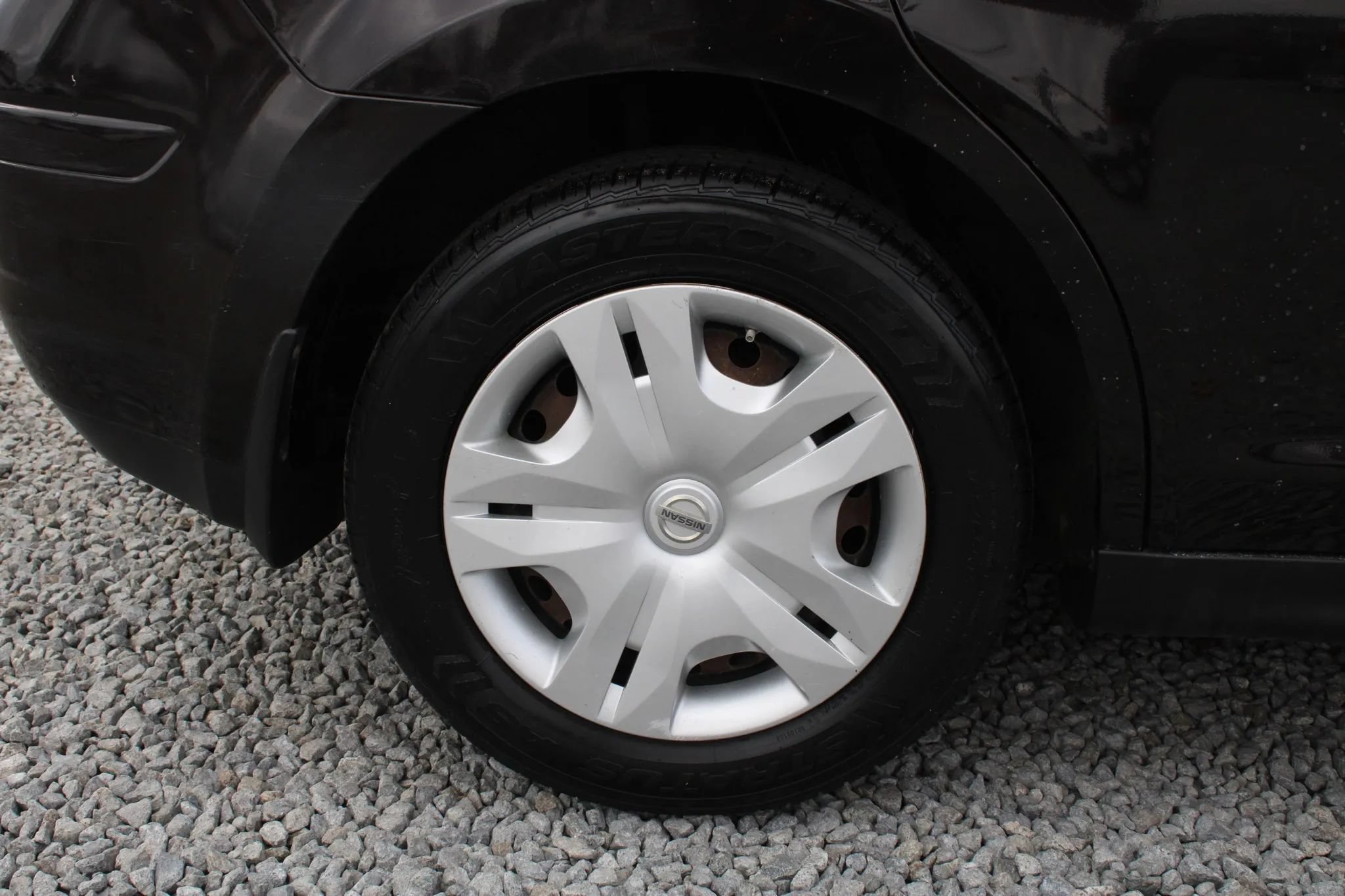 Used 2012 Nissan Versa 1.8 S w/ Plus Pkg FWD image 7