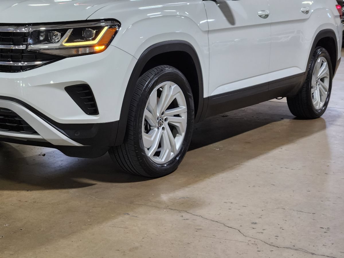 Used 2021 Volkswagen Atlas SE w/ Panoramic Sunroof Package FWD image 17