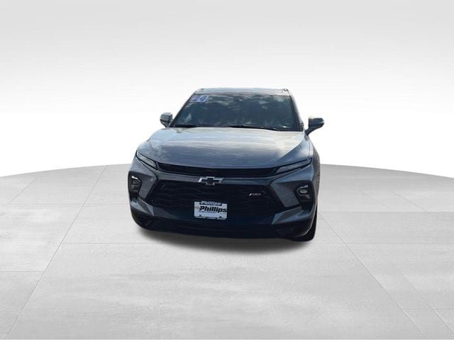 Used 2024 Chevrolet Blazer RS w/ Enhanced Convenience Package AWD/4WD image 3