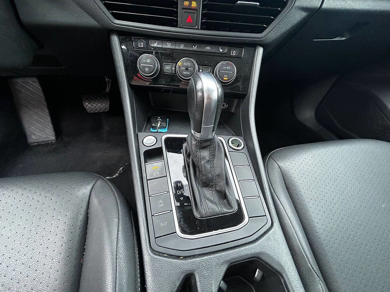 Used 2019 Volkswagen Jetta SE image 8