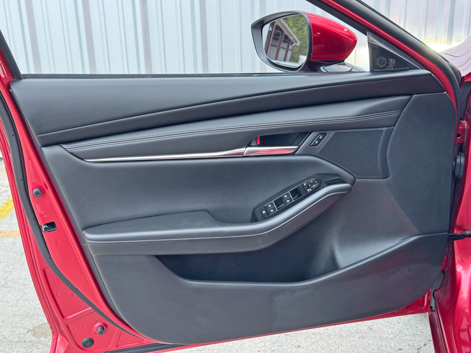 Used 2025 MAZDA MAZDA3 s image 37