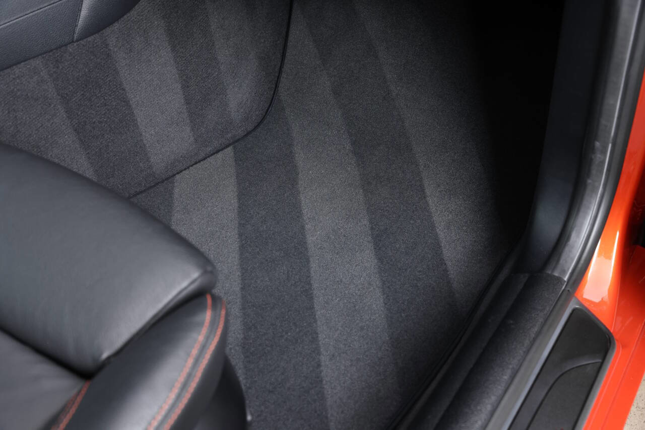 Used 2011 BMW 1 Series M image 68