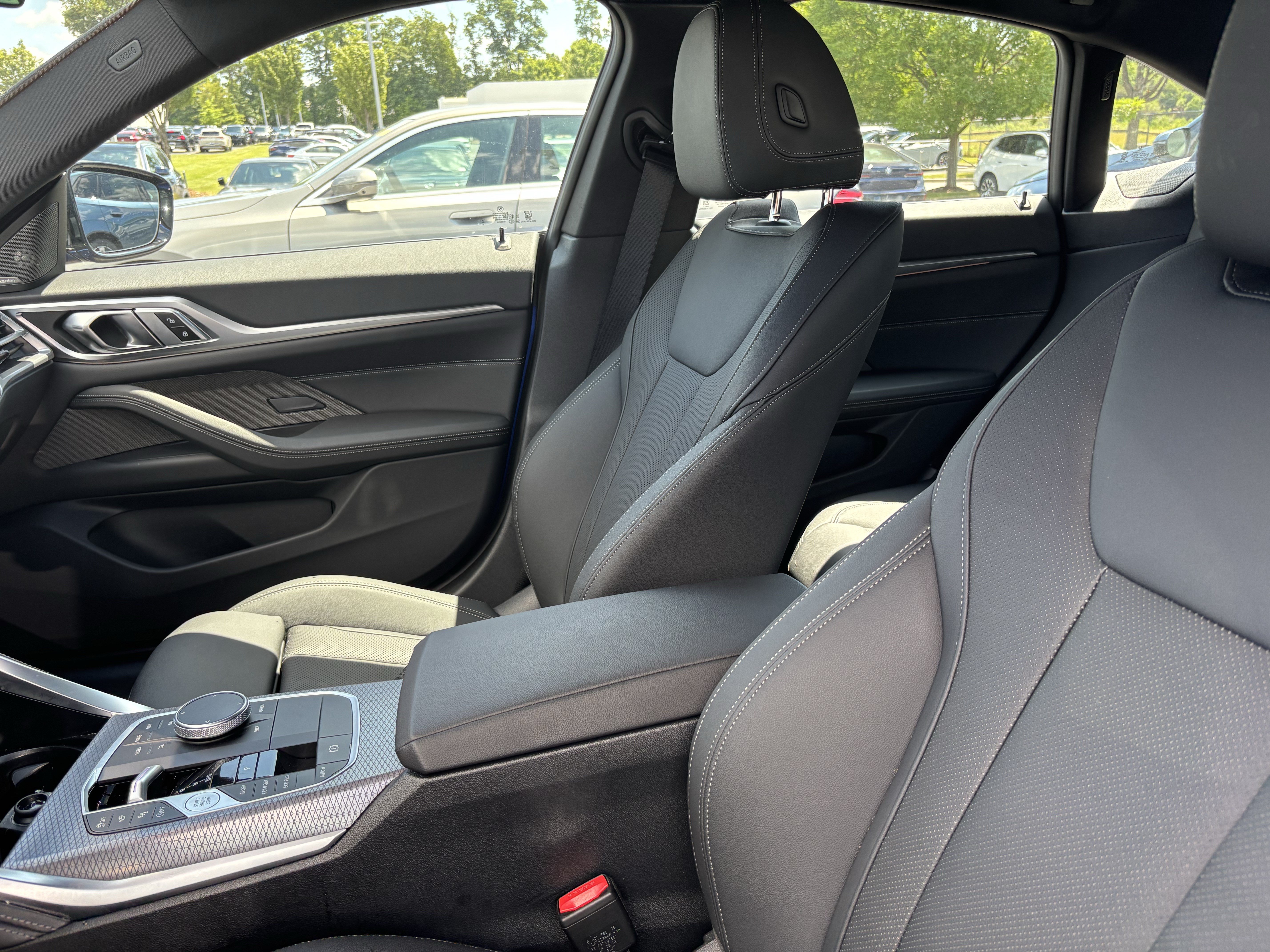 Used 2026 BMW M440i w/ Premium Package RWD image 33