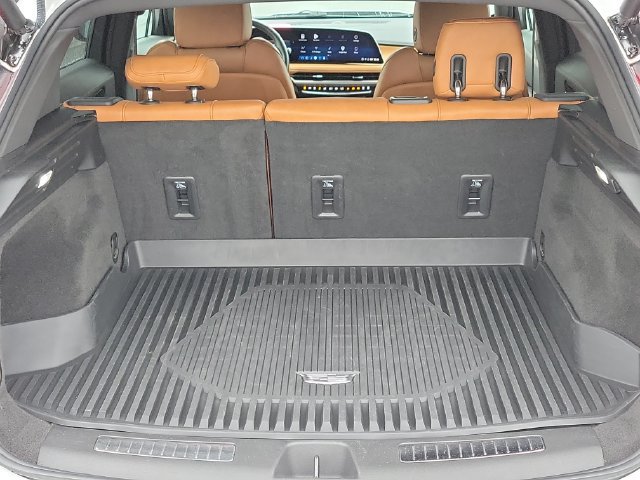 Certified 2024 Cadillac XT4 Premium Luxury AWD/4WD image 50