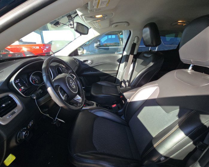 Used 2019 Jeep Compass Latitude AWD/4WD image 5