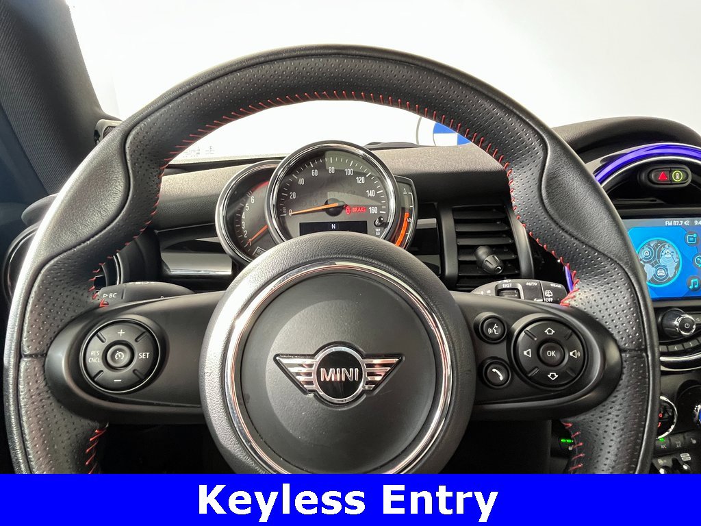 Used 2019 MINI Cooper S image 9