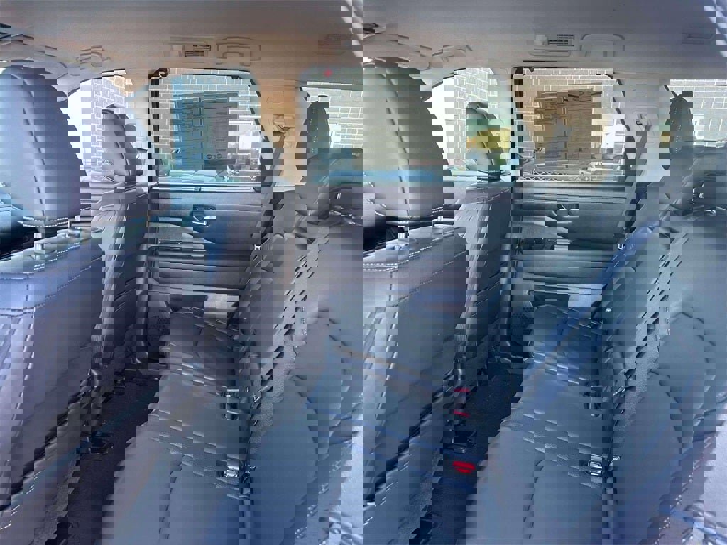 Certified 2023 Nissan Pathfinder SL image 10