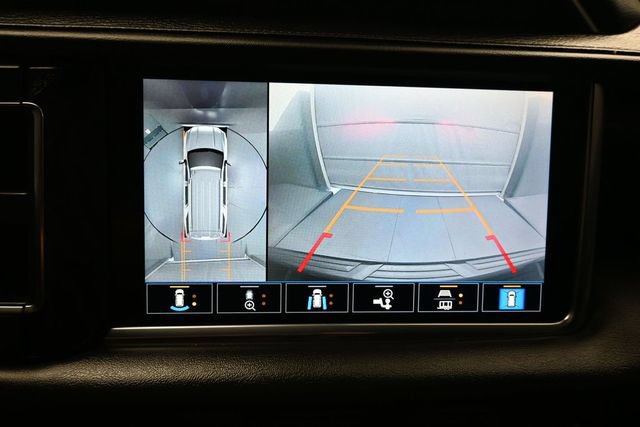 Used 2021 GMC Yukon Denali w/ Denali Ultimate Package AWD/4WD image 18