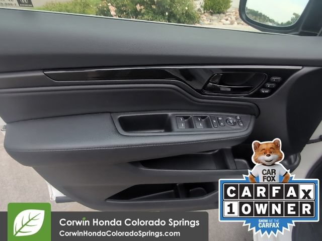 Used 2025 Honda Odyssey Elite image 16