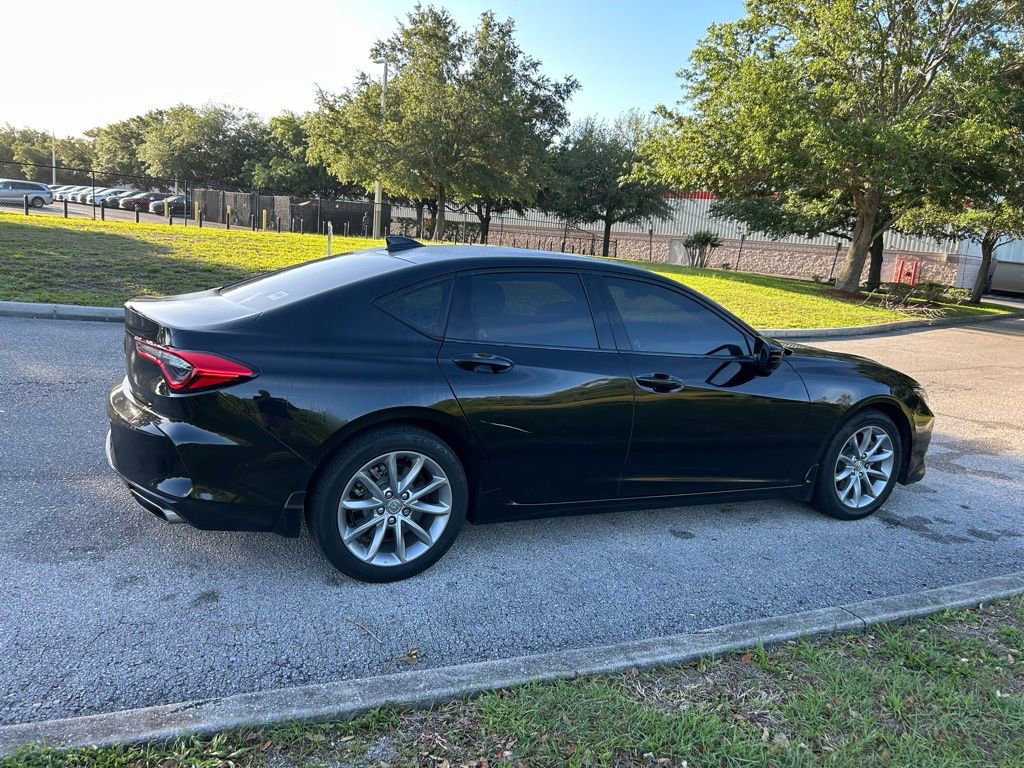 Used 2023 Acura TLX image 5