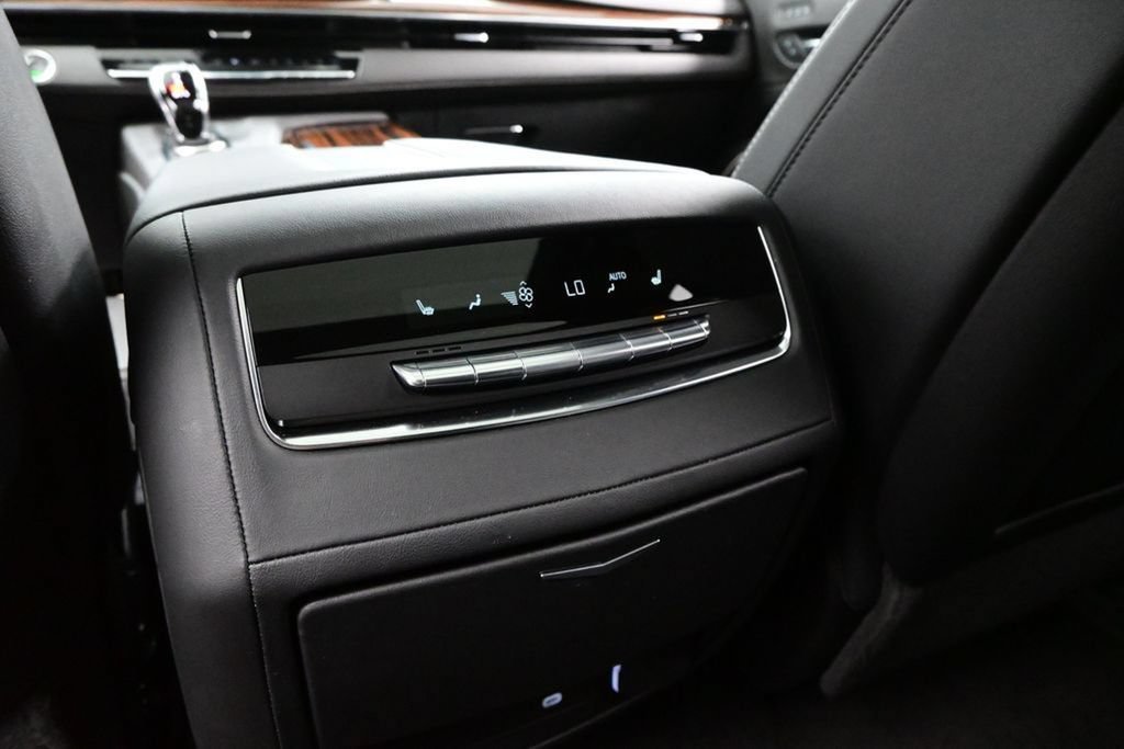 Used 2023 Cadillac Escalade Premium Luxury w/ Performance Package AWD/4WD image 26