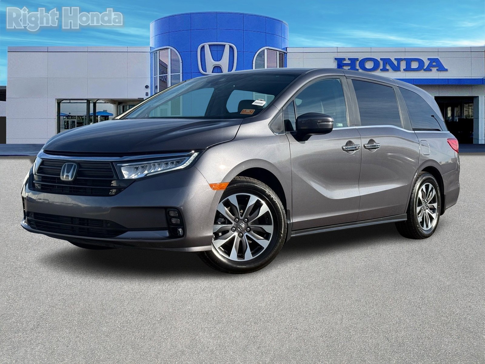 Used 2024 Honda Odyssey EX-L image 2