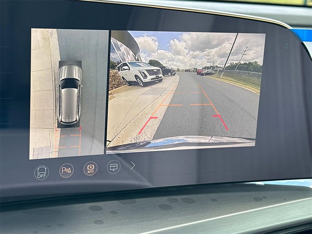 New 2026 Cadillac Vistiq Sport w/ LPO, Floor Liner Package image 12