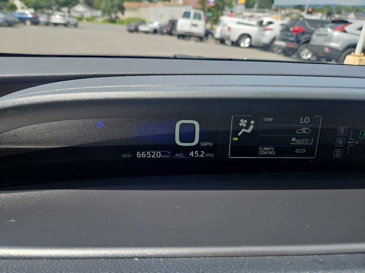 Used 2017 Toyota Prius Three Touring FWD image 28
