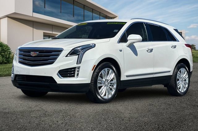 Used 2017 Cadillac XT5 Premium Luxury w/ Advanced Security Package FWD image 8