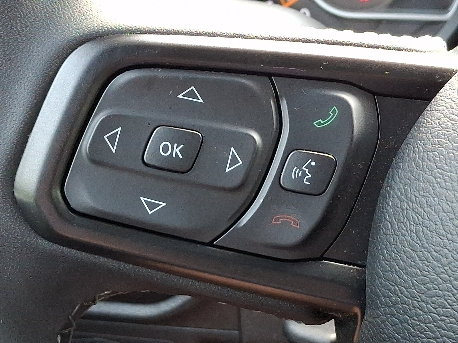 Certified 2025 Jeep Gladiator Sport AWD/4WD image 20