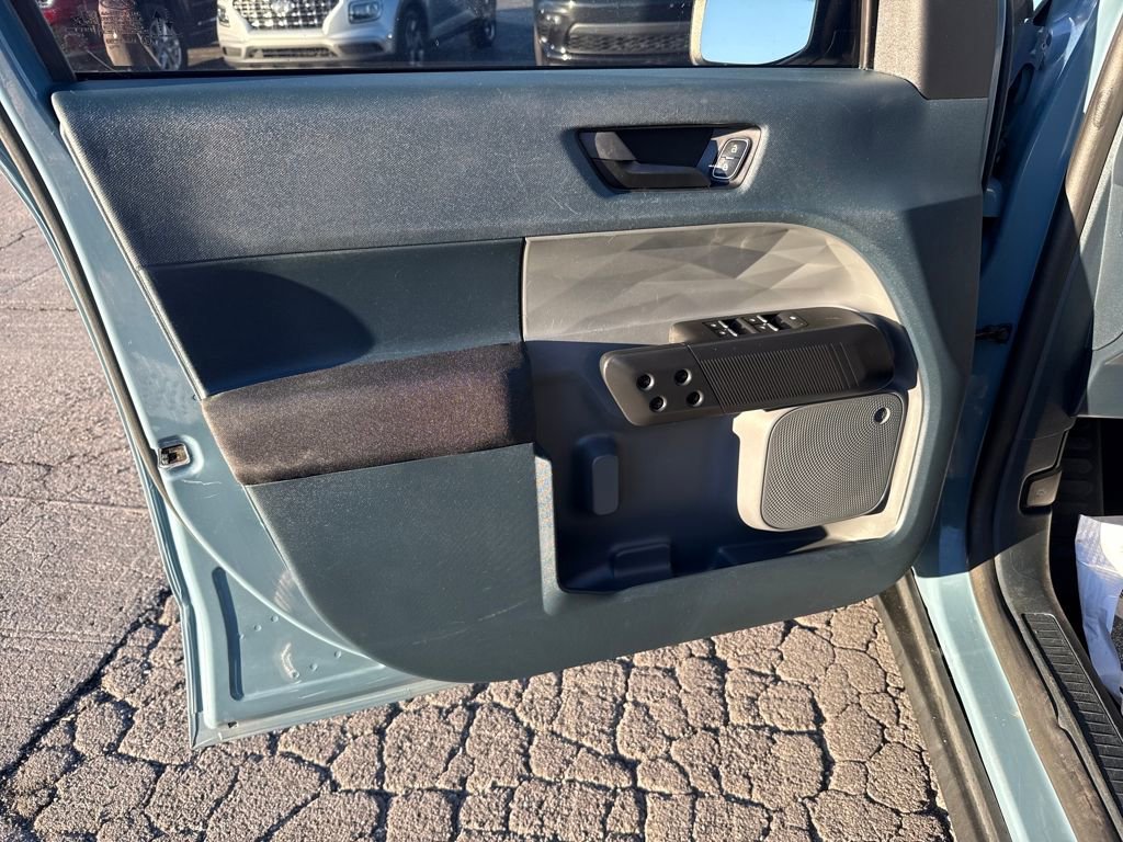 Used 2022 Ford Maverick XL image 20