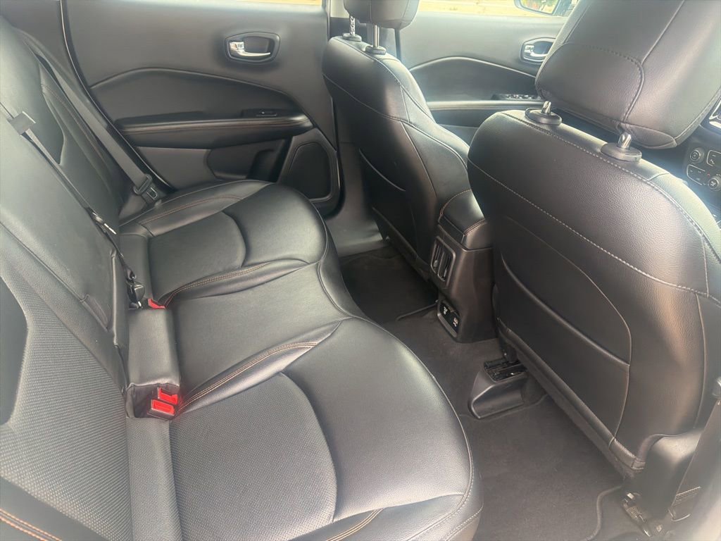 Used 2021 Jeep Compass Limited AWD/4WD image 32