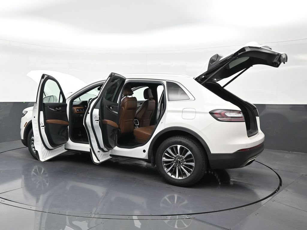 Used 2023 Lincoln Nautilus Reserve FWD image 31